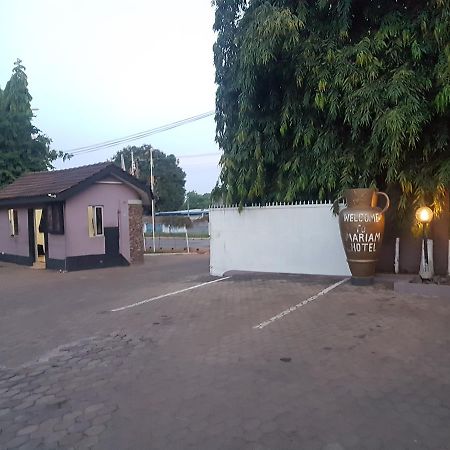 Mariam Hotel Tamale Buitenkant foto