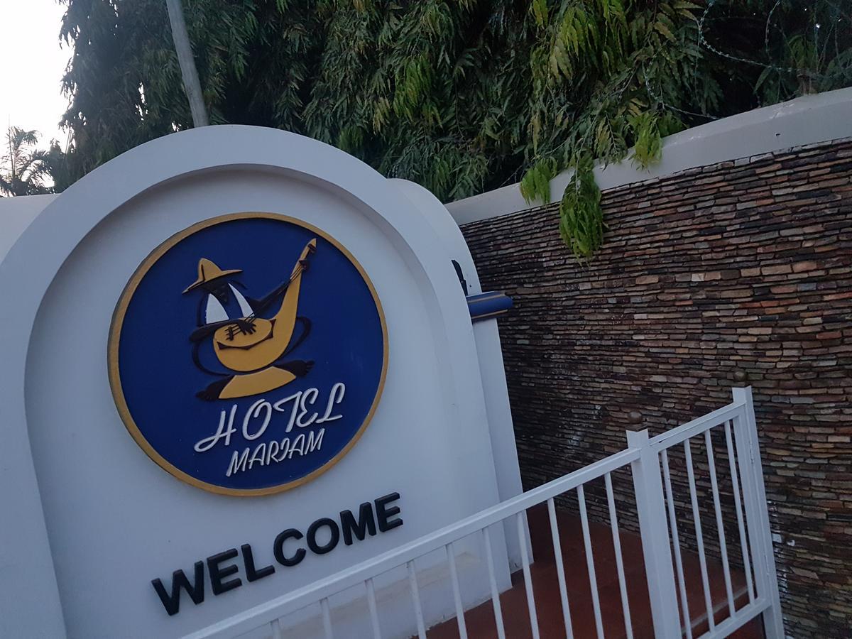 Mariam Hotel Tamale Buitenkant foto