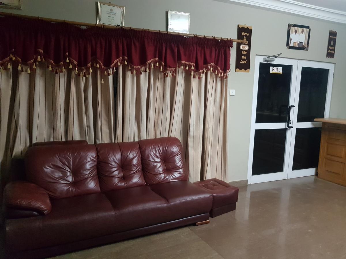Mariam Hotel Tamale Buitenkant foto