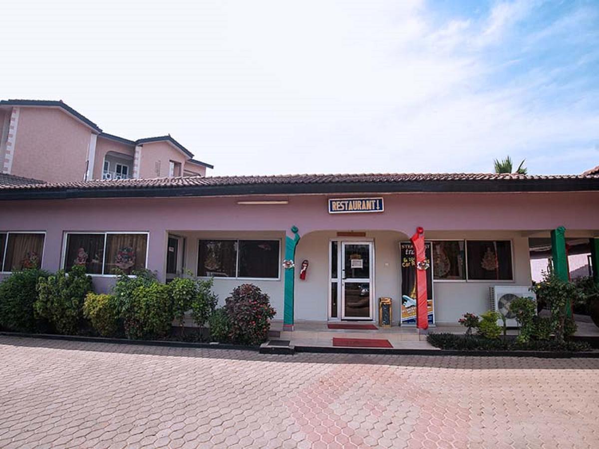 Mariam Hotel Tamale Buitenkant foto